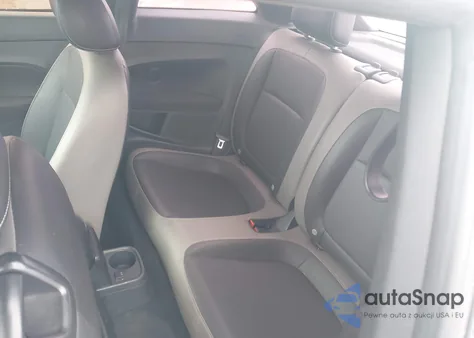 2015 Volkswagen Beetle 1.8T Fleet Edition from USA, damaged, VIN 3VWF17AT8FM623152